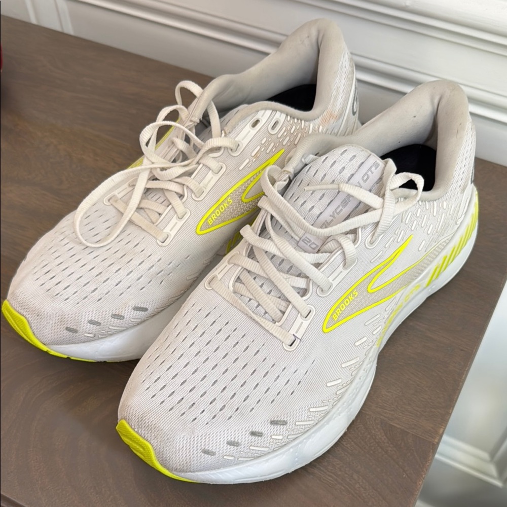 Brooks Glycerin Men’s Running Shoes - White and Yellow